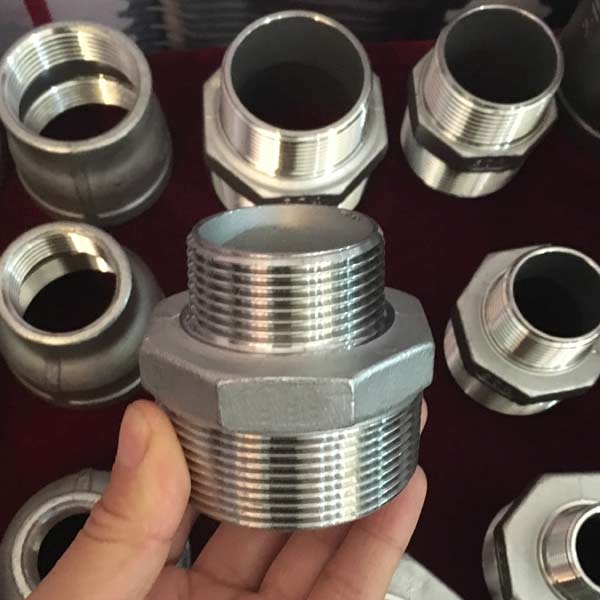 Threaded (THD)/ screwed fittings